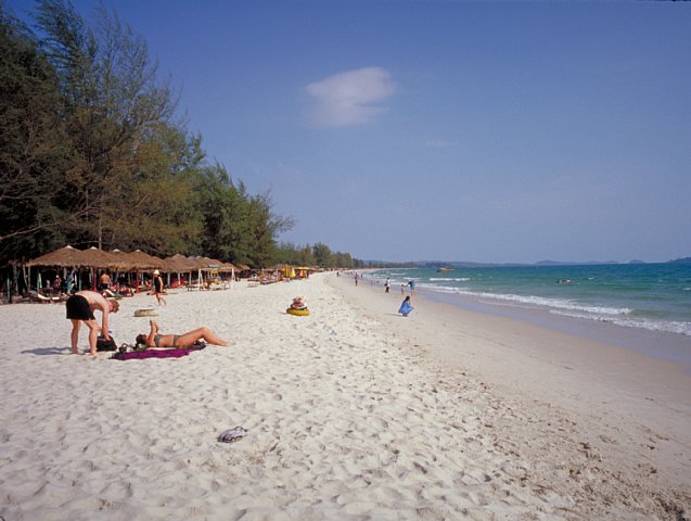 11-9 Beach, Sihanoukville, Cambodia, February 2002/Bessa R 25mm Kodak EBX
