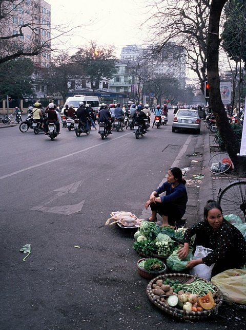 64-4 Hanoi, Vietnam, January 2003/ Bessa R Snapshot Scopar 25mm Kodak EBX