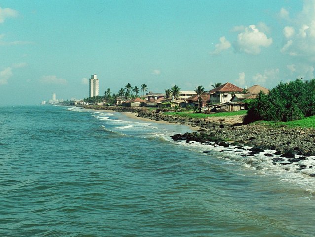 20-1 Colombo, Sri Lanka, 1991/ Pentax 50mm Kodak Negative Film G100-2
