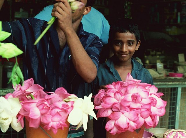 20-11 Colombo, Sri Lanka, 1991/ Pentax 50mm Kodak Negative Film G100-2