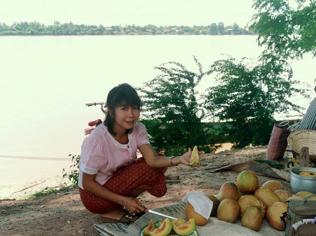21-9 Vientiane, Lao PDR, 1989/ Pentax MX Takmar 50mm Kodak Negative Film GB200