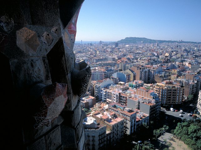 46-5 Sagrada Familia, Barcelona, Spain, September 2003/ Bessa L Snapshot Scopar 25mm Fuji RHPIII