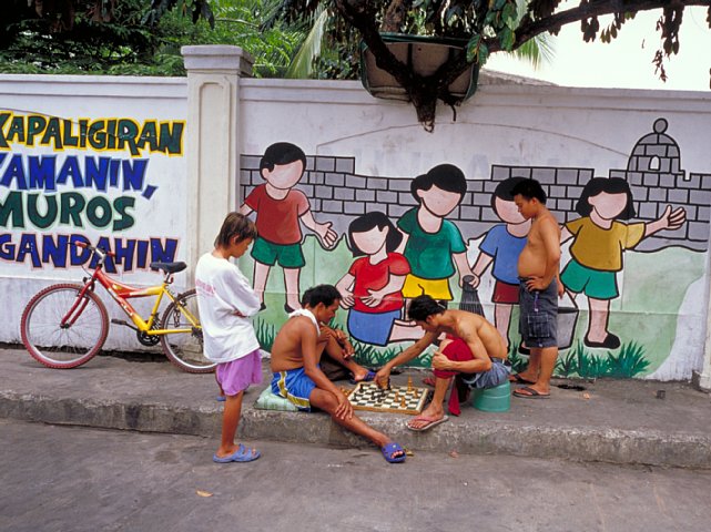 50-5 Intramuros, Manila, the Philippines, May 2004/ Bessa L Snapshot Scopar 25mm Kodak EBX