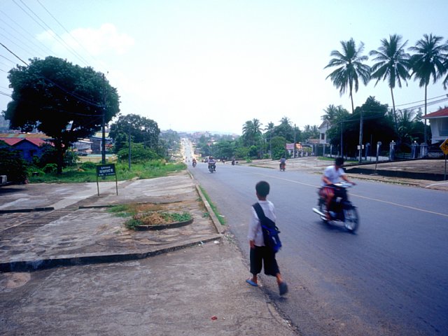 54-10 Sihanoukville, Cambodia, March 2004/ Bessa R Snapshot Scopar 25mm Kodak EBX