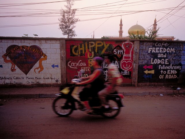 56-1 93 Street, Phnom Penh, Cambodia, March 2004/ Bessa R Snapshot Scopar 25mm Kodak EBX