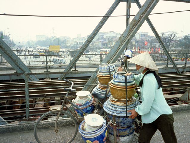 60-6 Long Bien Bridge, Hanoi, Vietnam, January 2003/  Bessa L Snapshot Scopar 25mm Kodak EBX