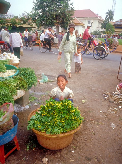 56-8 93 Street, Phnom Penh, Cambodia, March 2004/ Bessa R Snapshot Scopar 25mm Kodak EBX