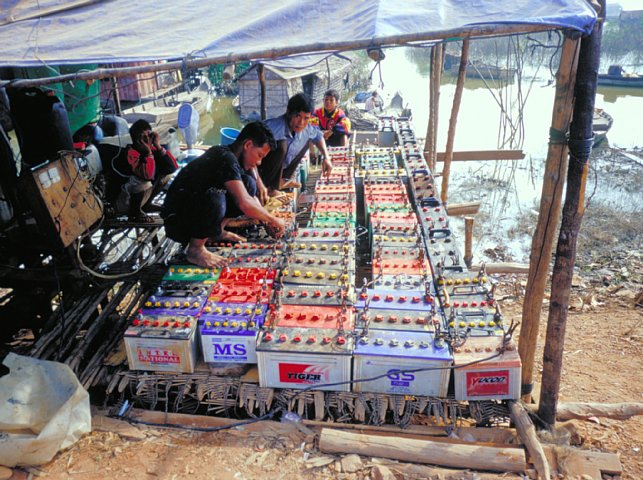 56-2 93 Street, Phnom Penh, Cambodia, March 2004/ Bessa R Snapshot Scopar 25mm Kodak EBX
