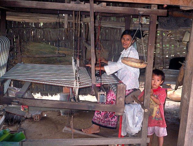 9-9 Koah Dack, Kandal Prov., Cambodia, October 2003/ Leica Minilux 40mm Fuji RHP III